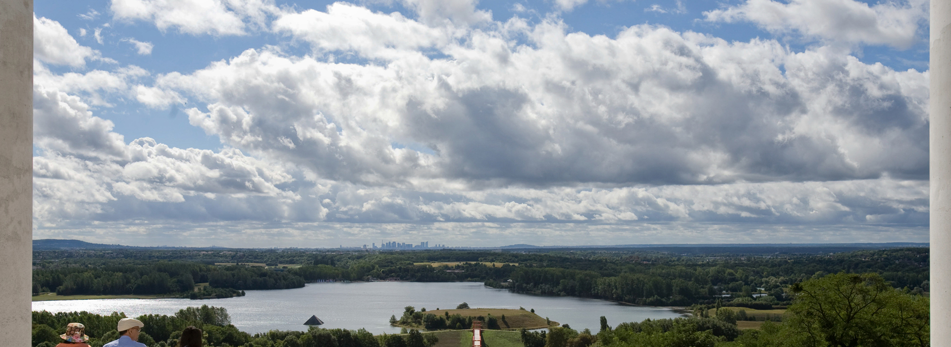 Vue esplanade de Paris